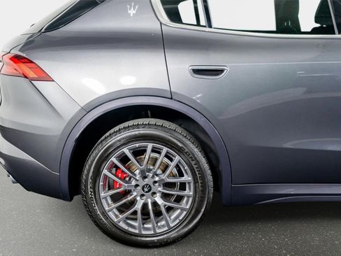 Used 2024 Maserati Grecale GT image 8