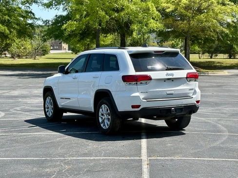 Used 2021 Jeep Grand Cherokee Laredo X image 5