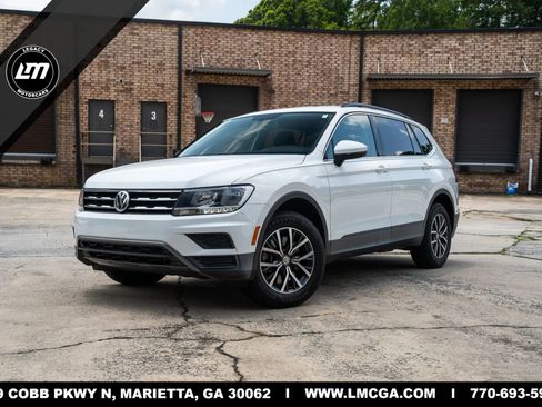 Used 2019 Volkswagen Tiguan SE FWD image 1