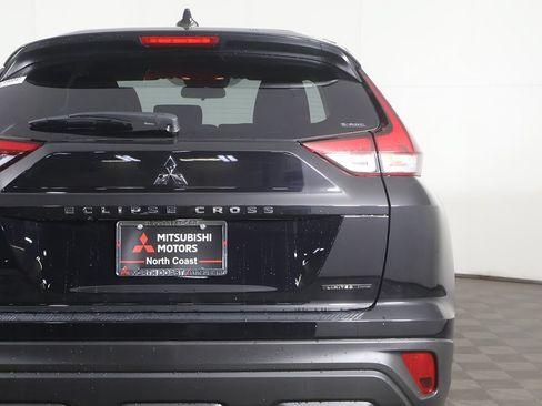 New 2026 Mitsubishi Eclipse Cross LE AWD/4WD image 13