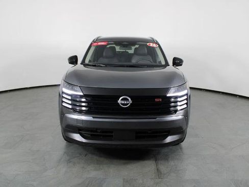 Certified 2026 Nissan Kicks SR FWD image 14