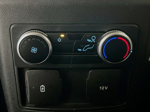 Used 2023 Ford Explorer XLT w/ Equipment Group 202A image 17