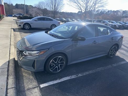 Used 2024 Nissan Sentra SR image 17