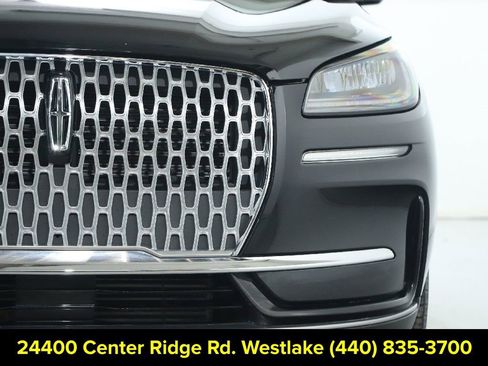 Certified 2025 Lincoln Corsair FWD image 8