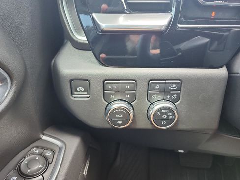 Certified 2025 GMC Sierra 1500 SLT w/ SLT Premium Package image 24