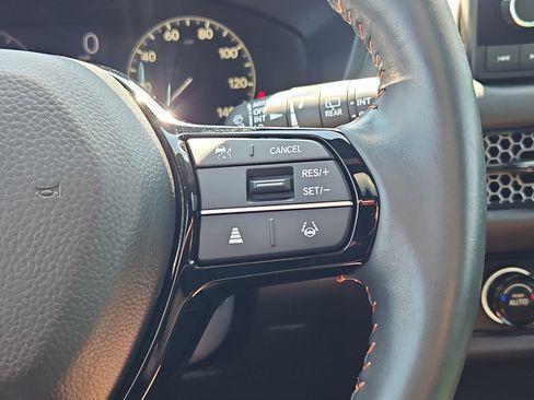 Used 2024 Honda HR-V Sport image 16