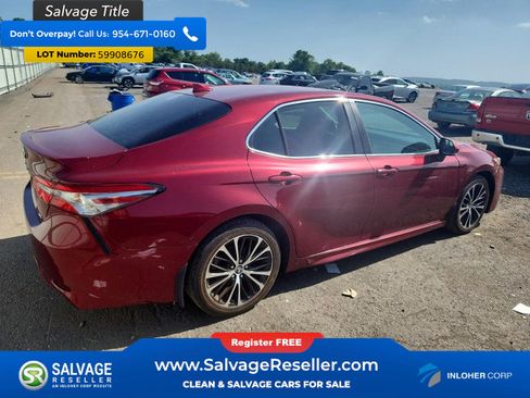Used 2018 Toyota Camry SE FWD image 4