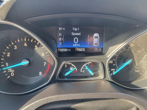 Used 2019 Ford Escape SE FWD image 11