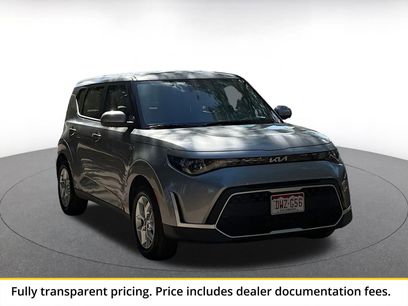 Used 2025 Kia Soul LX w/ LX Technology Package