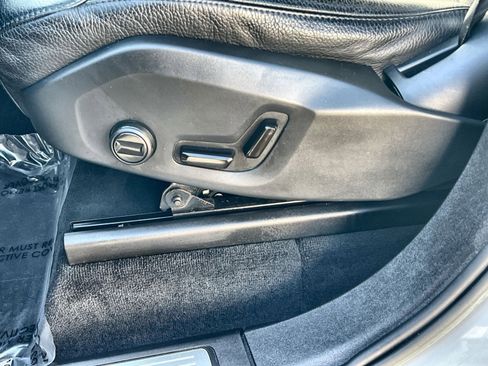 Used 2022 Volvo XC90 T6 Momentum w/ Climate Package image 14