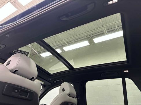 Used 2023 BMW X5 xDrive45e w/ M Sport Package image 40