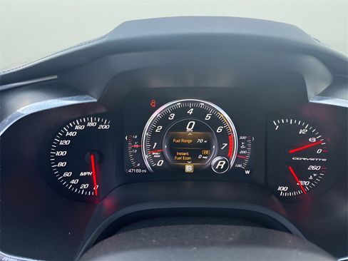 Used 2014 Chevrolet Corvette Stingray Coupe image 8