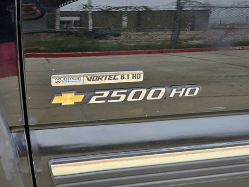 Used 2001 Chevrolet Silverado 2500 LS RWD image 24
