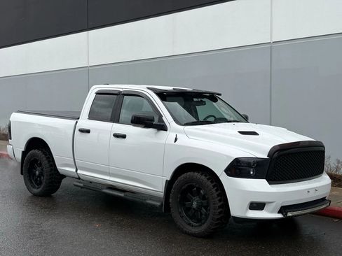 Used 2011 RAM 1500 Sport w/ Sport Premium Group image 8
