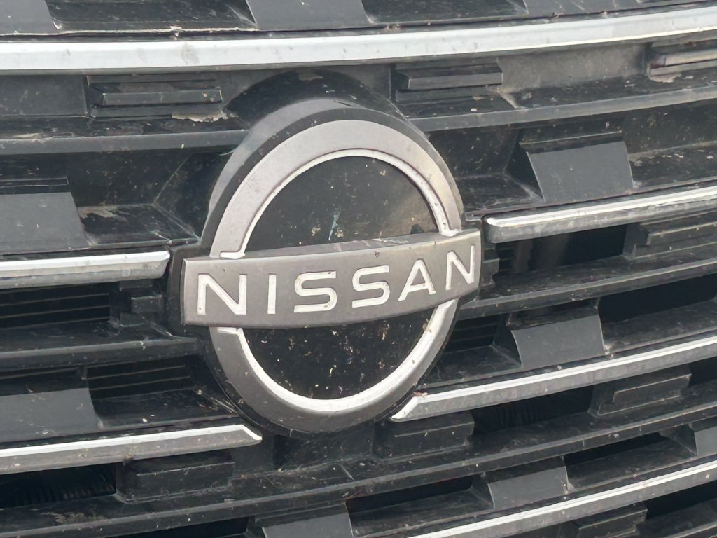 Used 2025 Nissan Rogue SV AWD/4WD image 9