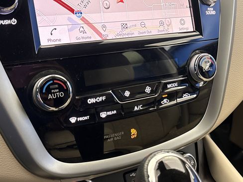 Used 2019 Nissan Murano Platinum AWD/4WD image 22