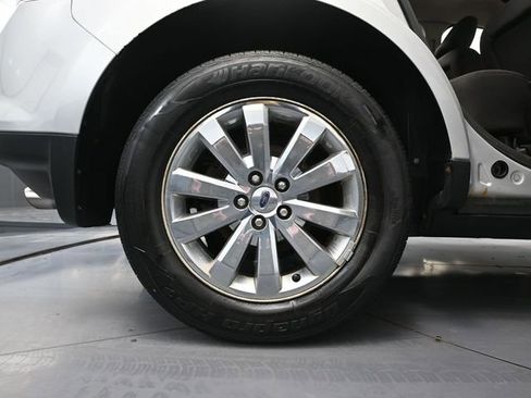 Used 2009 Ford Edge SEL image 13