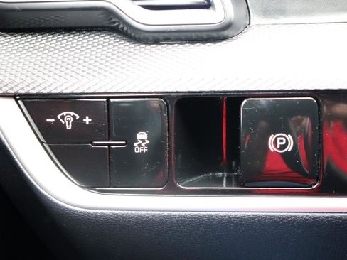 Used 2024 Kia Sportage LX image 37