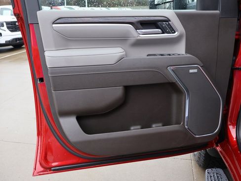 New 2026 GMC Sierra 2500 SLT w/ SLT Premium Package image 12