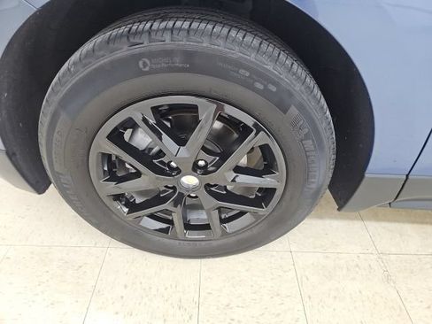 Used 2024 Chevrolet Equinox LT w/ LPO, Floor Liner Package FWD image 25