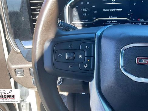 Used 2025 GMC Sierra 1500 SLT image 18