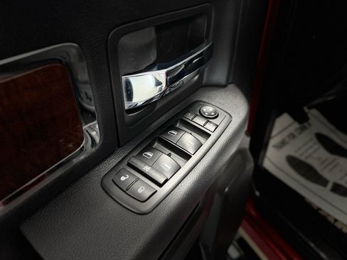 Used 2011 RAM 1500 Laramie w/ Chrome Accents Group AWD/4WD image 14