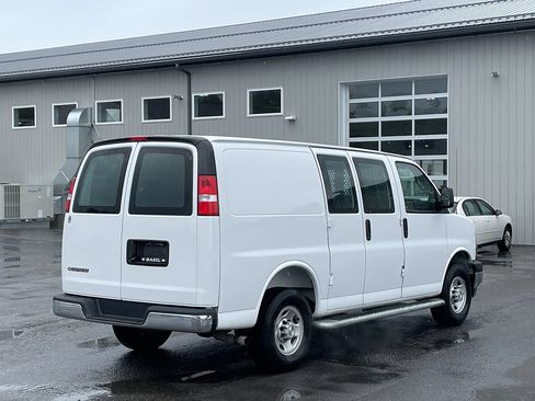Used 2025 Chevrolet Express 2500 w/ Driver Convenience Package RWD image 2