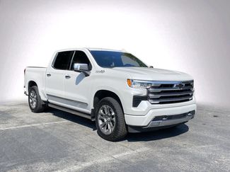 Used 2024 Chevrolet Silverado 1500 High Country w/ Technology Package AWD/4WD video 2