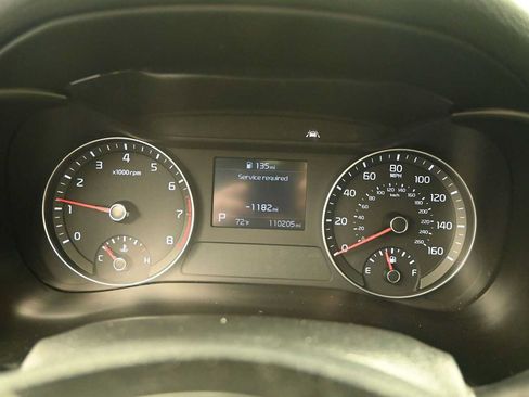 Used 2020 Kia Forte LXS FWD image 9