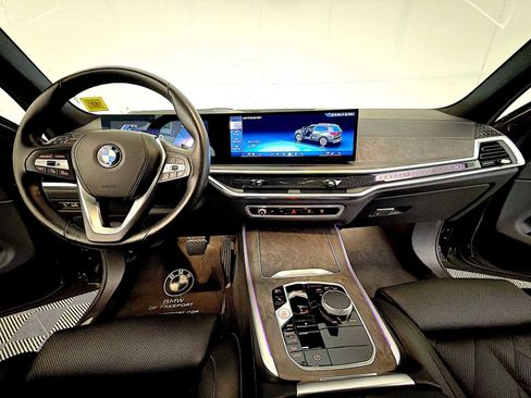 Certified 2024 BMW X5 xDrive40i w/ Premium Package AWD/4WD image 12