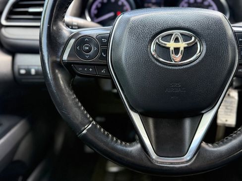 Used 2019 Toyota Camry SE FWD image 26