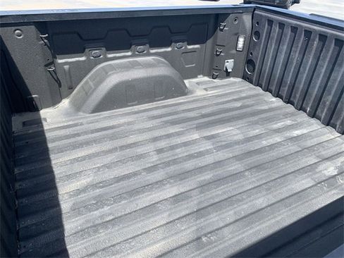 Used 2024 GMC Sierra 1500 Elevation image 26