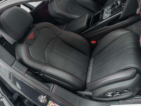 Used 2024 Bentley Flying Spur V8 AWD/4WD image 27