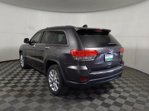Used 2017 Jeep Grand Cherokee Limited RWD image 6