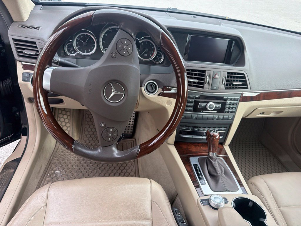 Used 2011 Mercedes-Benz E 350 Cabriolet image 14