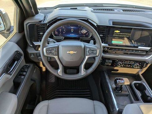 New 2026 Chevrolet Silverado 1500 LTZ w/ Z71 Off-Road Package AWD/4WD image 18