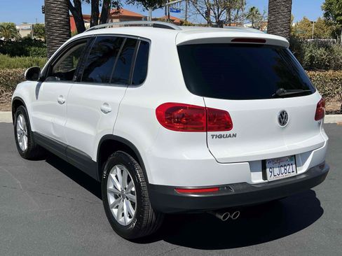 Used 2017 Volkswagen Tiguan Wolfsburg Edition FWD image 2