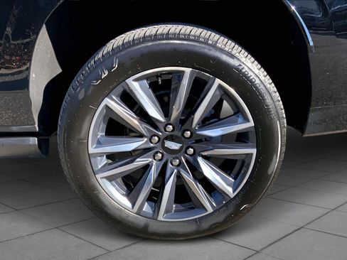 Used 2023 Cadillac Escalade ESV Sport Platinum image 10