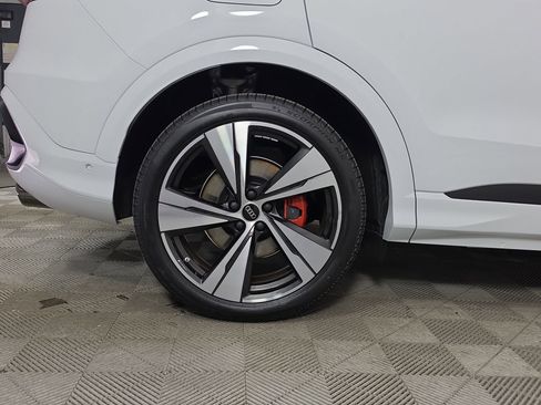 New 2026 Audi SQ5 Premium Plus AWD/4WD image 7