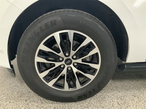 Used 2025 Ford Expedition Max Platinum AWD/4WD image 20