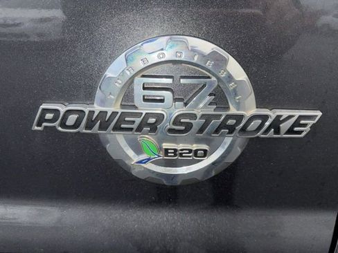 Used 2015 Ford F350 XLT w/ XLT Premium Package image 27