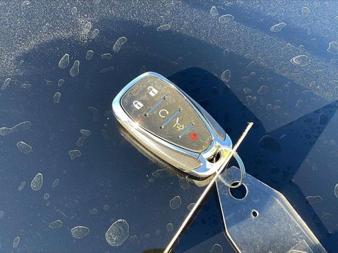 Used 2020 Chevrolet Blazer LT image 35