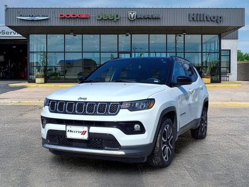 Used 2023 Jeep Compass Limited AWD/4WD image 1