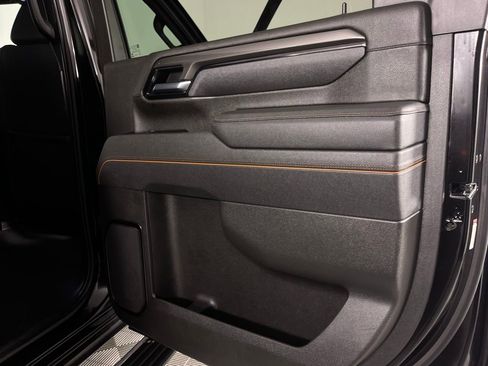 Used 2025 GMC Sierra 3500 AT4 w/ AT4 Premium Plus Package image 30