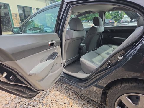 Used 2011 Honda Civic LX image 13