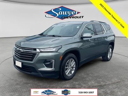 Used 2023 Chevrolet Traverse LT