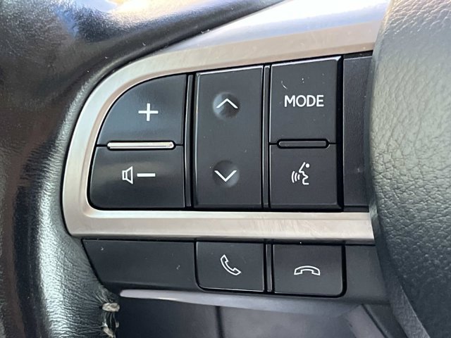 Used 2020 Lexus LX 570 4WD w/ Luxury Package image 40