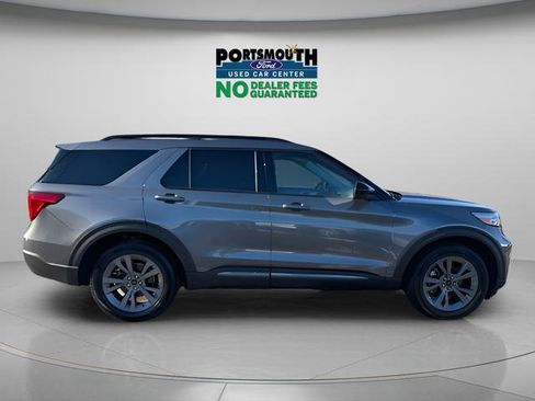 Used 2022 Ford Explorer XLT w/ Equipment Group 202A AWD/4WD image 6