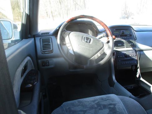 Used 2005 Honda Pilot EX image 8
