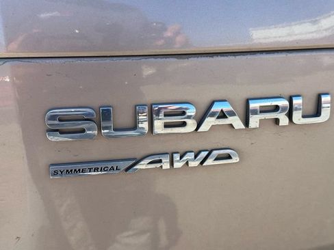 Used 2014 Subaru Forester 2.5i Limited w/ Popular Package #2 AWD/4WD image 11